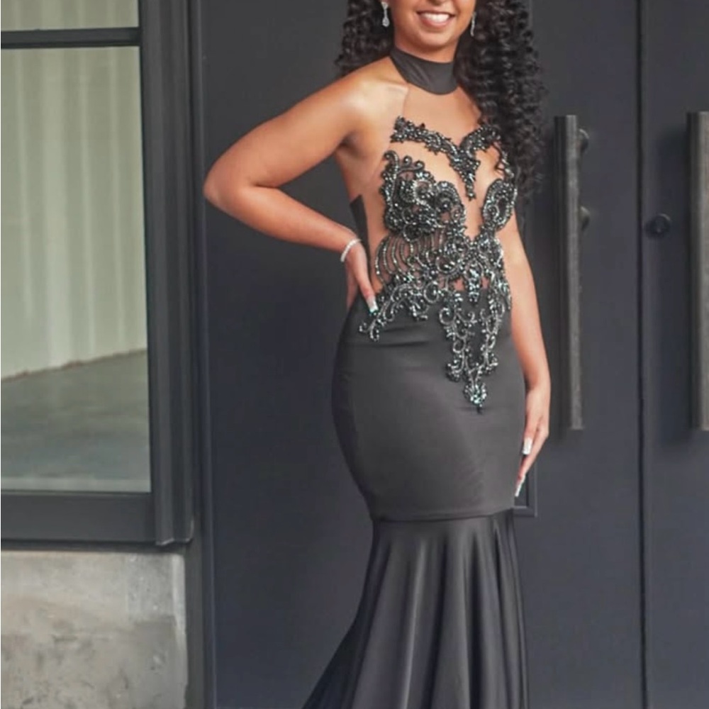 Elegant Black Evening Gown